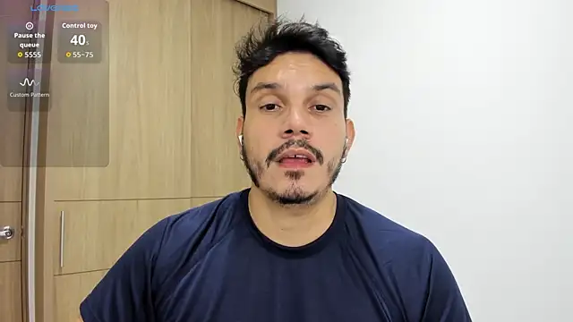 alejandro stark online show from October 2025 04:24:01 AM