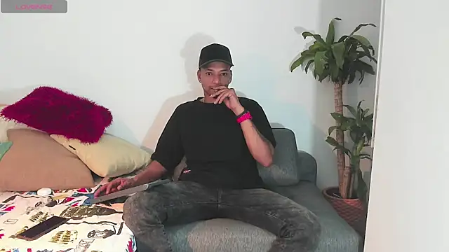 Snapshot of _Bbc_master_ chatting on March 2025 01:48:01 AM Bbc master online show from March 2025 01:48:01 AM