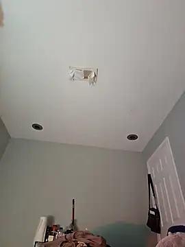 LiverandBrat77 online show from February 2025 07:06:01 AM