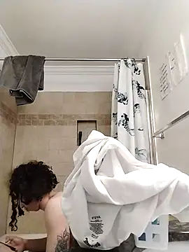 LiverandBrat77 online show from March 2025 01:45:01 PM