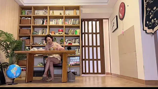 Snapshot of grandeeney chatting on February 2025 10:17:02 AM grandeeney online show from February 2025 10:17:02 AM