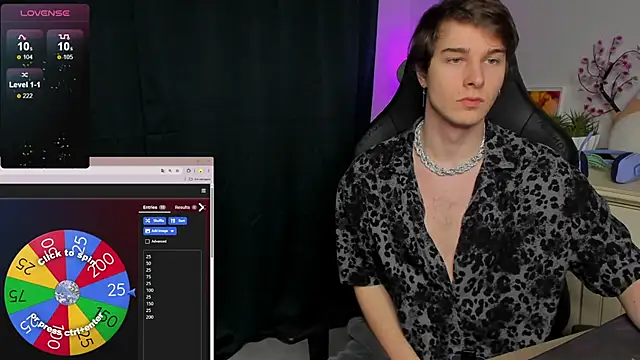 Vincent Strong online show from November 2025 09:21:02 AM