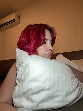 zafiro mo0n online show from January 2025 11:02:02 PM