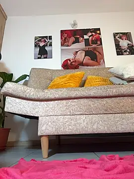 zafiro mo0n online show from February 2025 12:17:01 AM