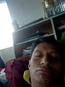 Snapshot of manuel1976 chatting on May 2026 11:25:01 AM manuel1976 online show from May 2026 11:25:01 AM