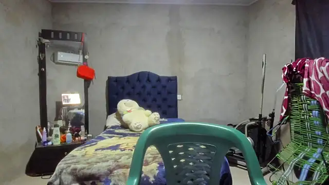 mature  bigboobs   online show from December 2024 06:41:01 PM