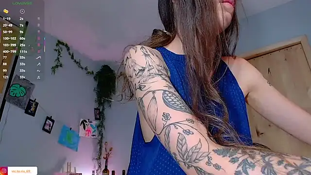 Snapshot of VickyJackson_ chatting on October 2025 05:53:02 PM VickyJackson online show from October 2025 05:53:02 PM