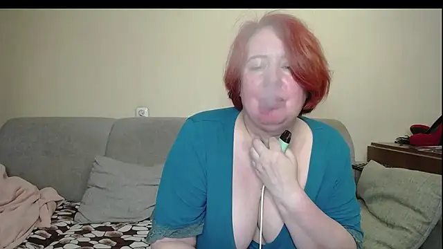 NikolRedMilf online show from September 2025 09:37:01 PM