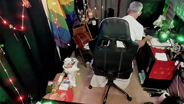 Daddysthick online show from December 2025 07:35:01 AM