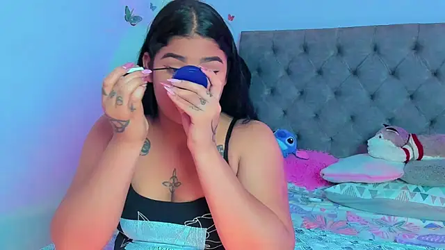 mabellfox online show from February 2025 09:31:01 PM