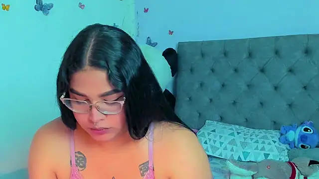 mabellfox online show from March 2025 07:01:02 PM