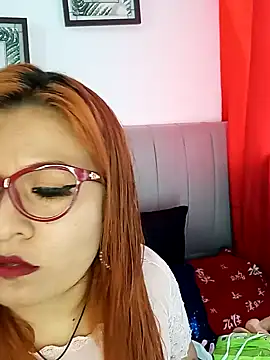 Victoria Caruso online show from March 2025 07:55:02 PM