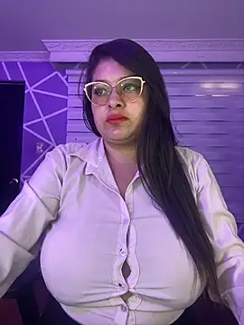 MiiaaJoness online show from October 2025 02:40:01 PM