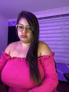 MiiaaJoness online show from October 2025 02:40:01 PM