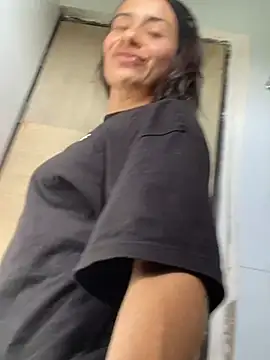 ayy falcon online show from December 2024 07:02:02 PM