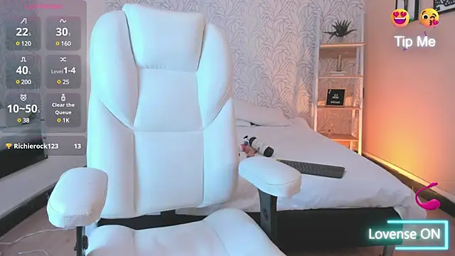 ayy falcon online show from March 2025 09:56:01 PM