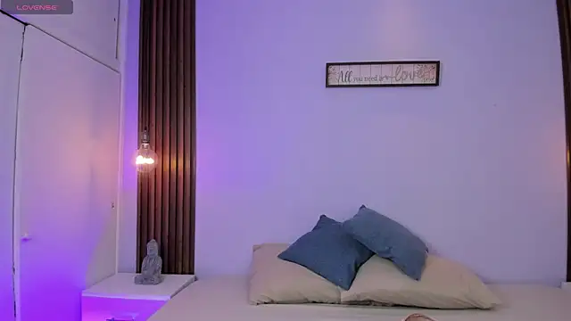 ayy falcon online show from March 2025 07:38:01 PM