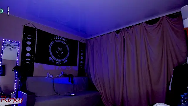 wet dream  online show from February 2025 07:03:01 PM