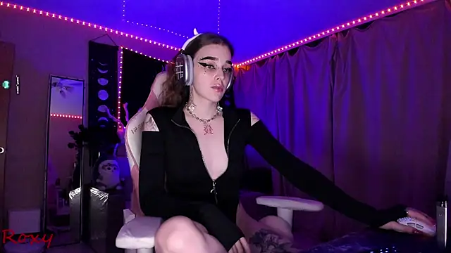 wet dream  online show from December 2025 05:08:02 PM