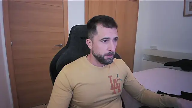 alex877x online show from November 2025 03:25:02 PM