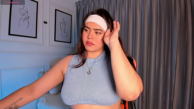 veronica185 online show from November 2025 03:15:01 AM