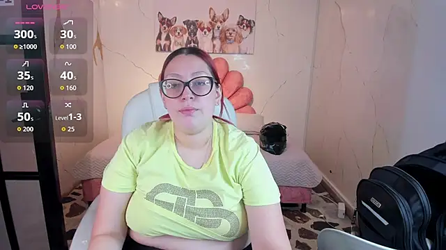 Snapshot of NiickyJones chatting on December 2025 04:58:01 PM NiickyJones online show from December 2025 04:58:01 PM