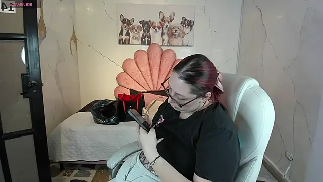 Snapshot of NiickyJones chatting on January 2026 09:17:02 PM NiickyJones online show from January 2026 09:17:02 PM