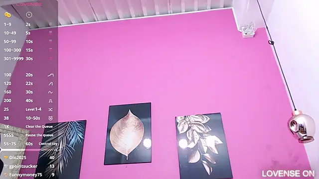 Snapshot of littlee_emilyy_ chatting on March 2025 02:48:02 AM littlee emilyy online show from March 2025 02:48:02 AM