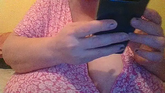 Nataliesbestjuggs online show from October 2025 03:25:01 PM