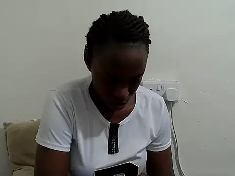 Snapshot of lizbela1 chatting on June 2026 09:42:01 PM lizbela1 online show from June 2026 09:42:01 PM