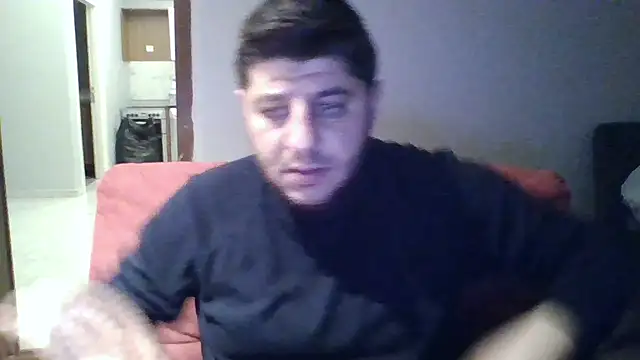 Snapshot of erkekkkadam chatting on April 2026 08:35:02 PM erkekkkadam online show from April 2026 08:35:02 PM