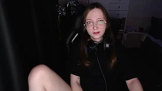 AmeliaKamishiro online show from December 2025 01:48:02 AM