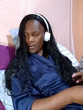 Snapshot of Malaika_Nkosi chatting on February 2025 08:31:01 PM Malaika Nkosi online show from February 2025 08:31:01 PM