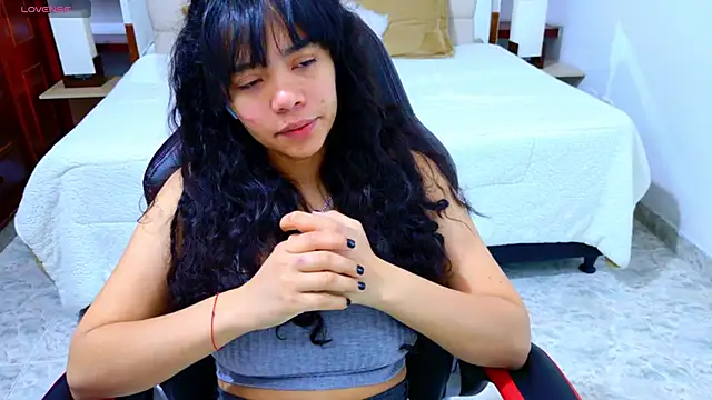 laureentt  online show from December 2025 03:14:02 AM