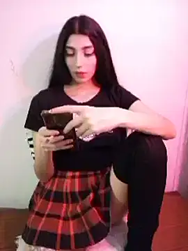 Felicia smok3 online show from December 2024 02:35:01 AM