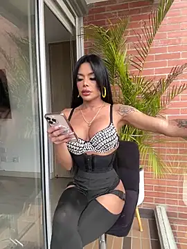 HOT LADY 777 online show from March 2025 06:31:01 PM