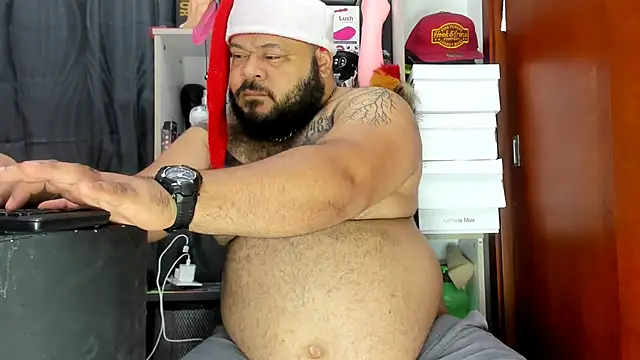 Latino bigcock online show from December 2024 03:09:02 PM