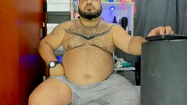 Latino bigcock online show from February 2025 02:17:02 AM