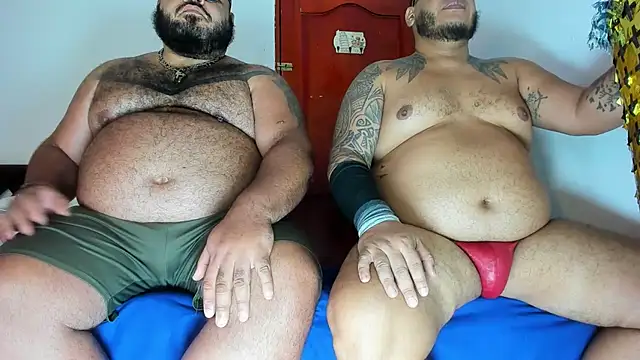 Snapshot of Latino_bigcock chatting on April 2026 09:20:02 PM Latino bigcock online show from April 2026 09:20:02 PM
