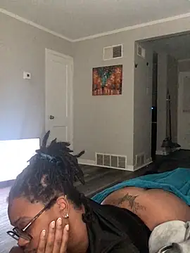 SweetHoneyBunz online show from October 2025 04:16:01 AM