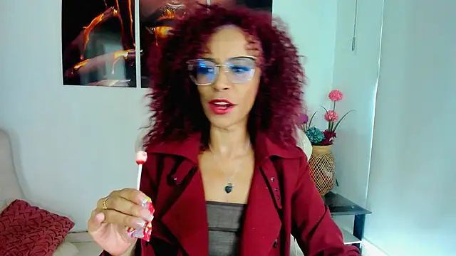 ScarlettMalbec online show from October 2025 09:00:02 PM