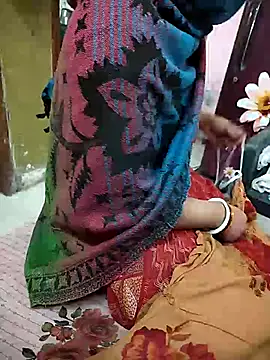 COUPLLE VILLAGE online show from March 2026 03:20:01 AM