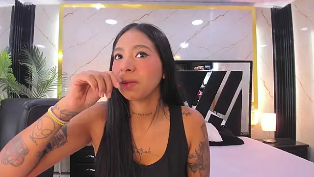 Lia-Anahiz online show from March 2025 03:54:02 AM