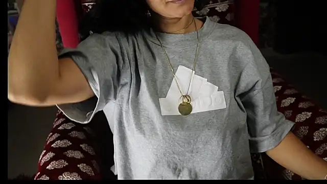 -AyeshaSinghania- online show from March 2025 07:47:02 AM