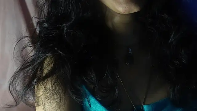 -AyeshaSinghania- online show from October 2025 05:43:01 PM