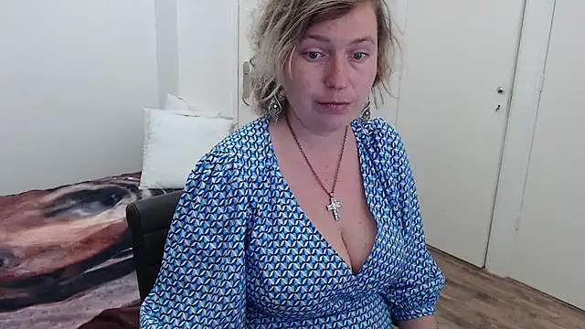 Snapshot of cumfun chatting on February 2026 09:28:01 AM cumfun online show from February 2026 09:28:01 AM