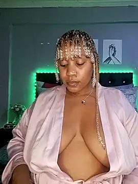 Toya P online show from March 2025 07:25:01 PM