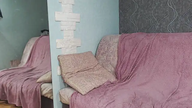 Student Oliver online show from February 2025 08:25:01 PM