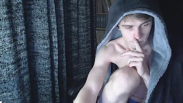 Student Oliver online show from November 2025 07:02:02 PM