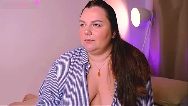 Snapshot of ameliaminkx chatting on March 2025 04:08:02 AM ameliaminkx online show from March 2025 04:08:02 AM